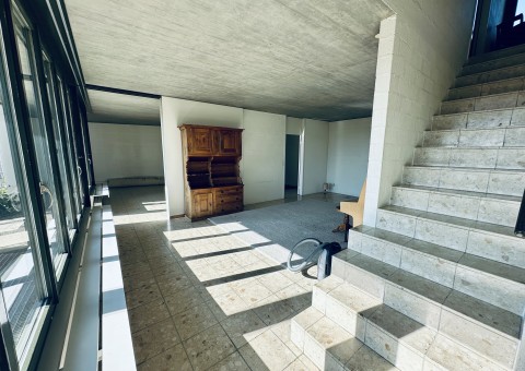 Ankündigung: Freistehender Wohntraum mit unverbaubarer Aussicht in 8240 Thayngen SH...