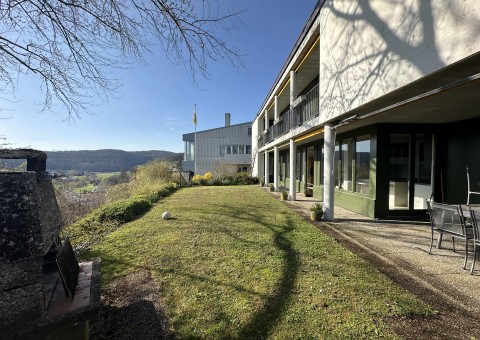 Ankündigung: Freistehender Wohntraum mit unverbaubarer Aussicht in 8240 Thayngen SH...